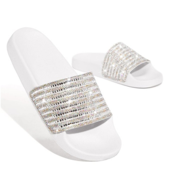 Sarah Siah Shoes - Last Size 10 🖤💎White Silver Crystals Embellished